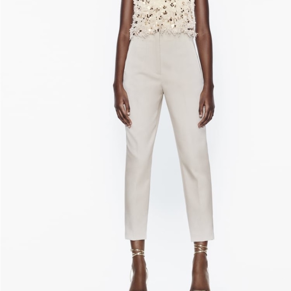 Zara trouser pant with a high waist cream color size large